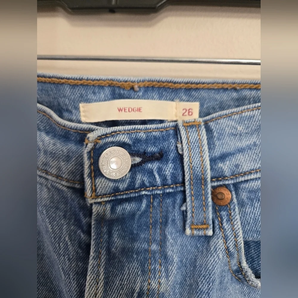 Levi's Jeans Vintage Big E Womens 27 Wedgie Straight Button Fly High Rise  Denim - Picture 4 of 14